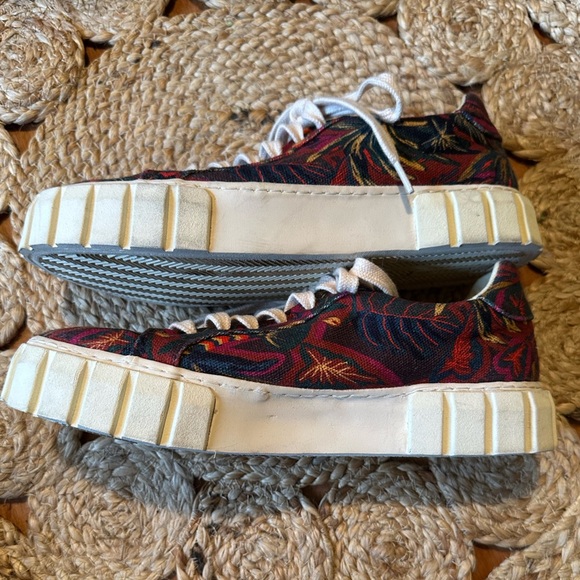 FARM RIO Womens Sunset Forest Platform Sneaker EU 39 - 8 8.5 US - Picture 10 of 11